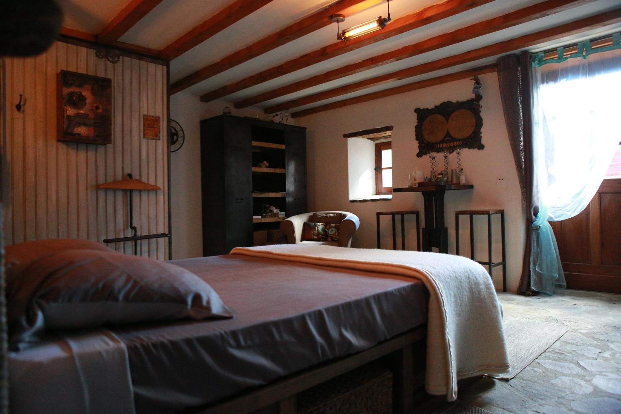Chambre Steampunk Jules Vernes Bosbonparent Exterior photo