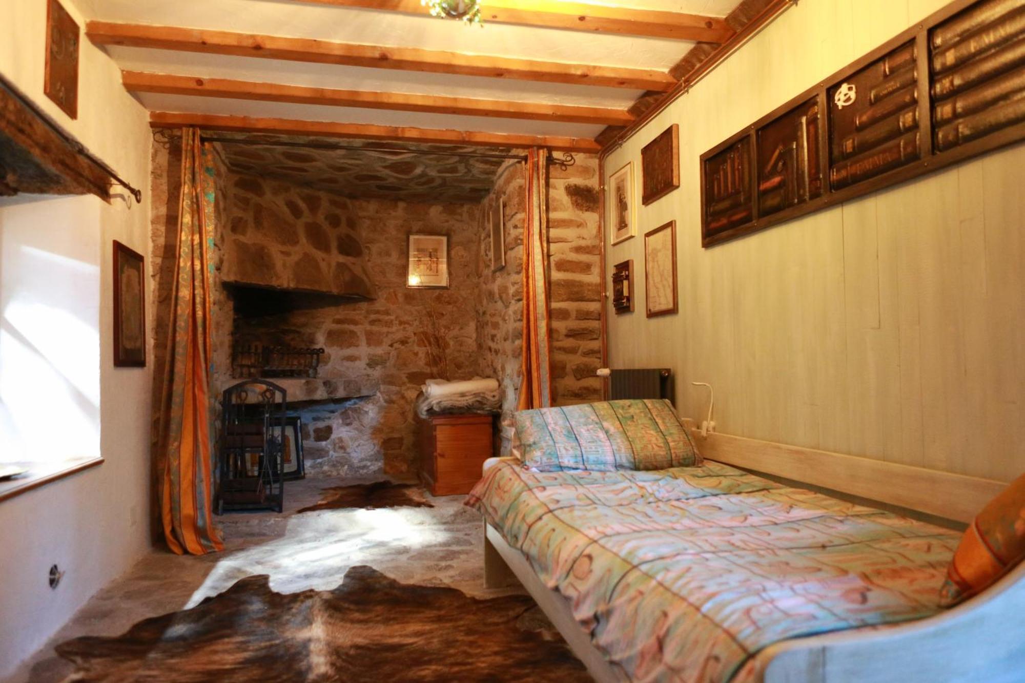 Chambre Steampunk Jules Vernes Bosbonparent Exterior photo